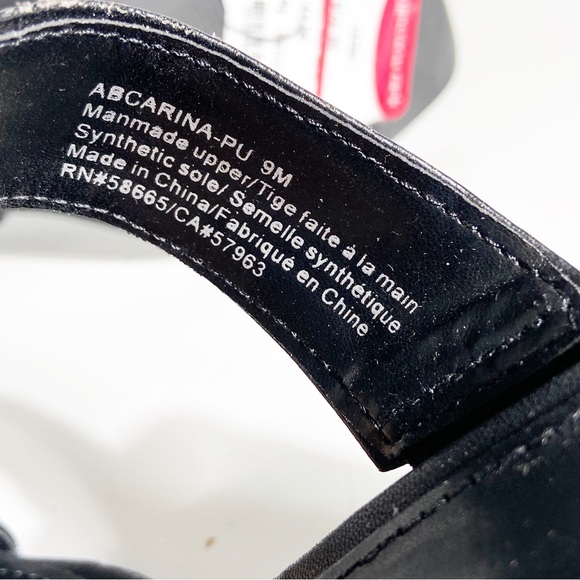 Abound Black Glitter Sandals - Picture 8 of 8